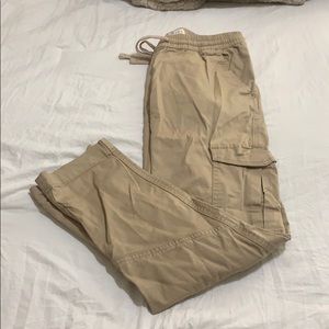 Women’s cargo jeans